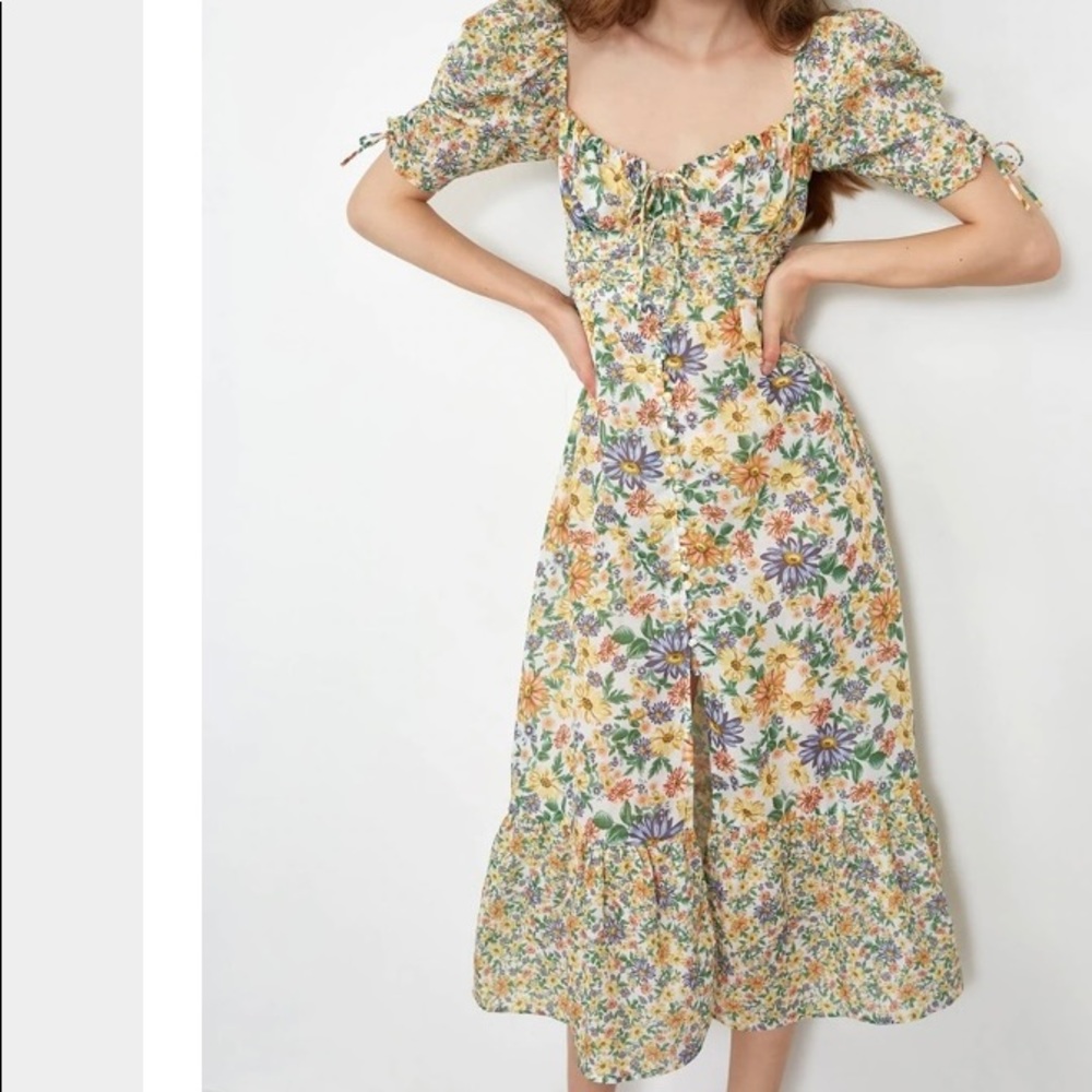 Margarita Light Yellow Floral Midi Dress